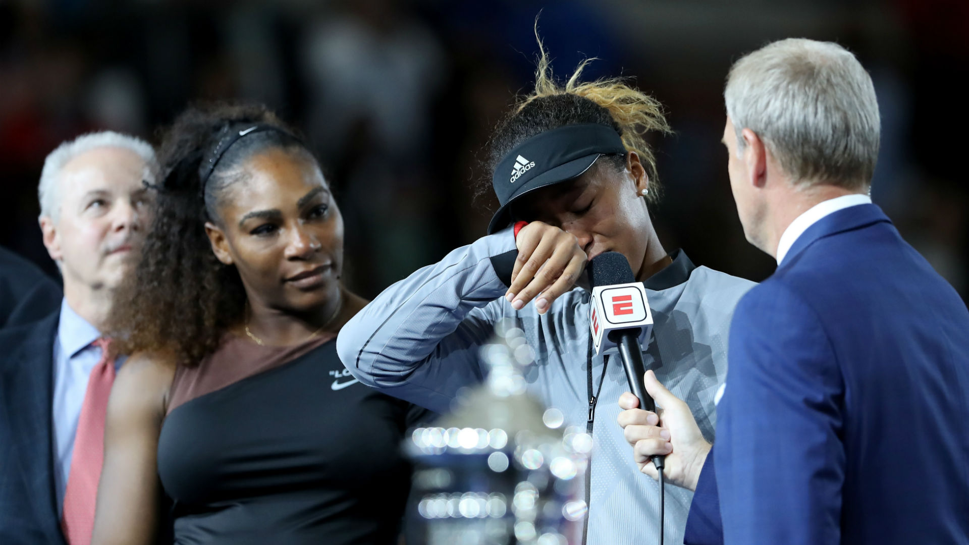 Osaka Serena Williams 2018 US Open Championships Tears Trophy